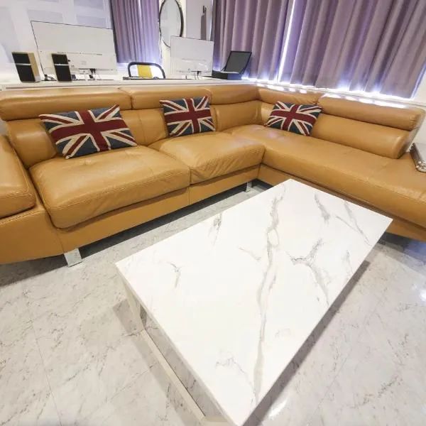 Fine Avenue Hotel，位于昌原市的酒店