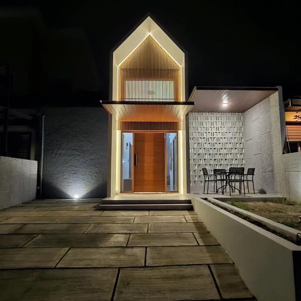 3 Bedroom House Near Grand Batam Mall，位于Bagam的酒店