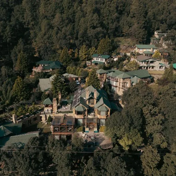 Brij Atmanya Bhowali, Nainital, A Luxury Mountain Escape，位于奈尼塔尔的酒店