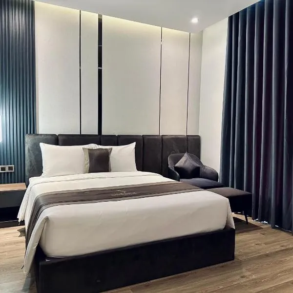 LION 15 Hotel，位于芹苴的酒店