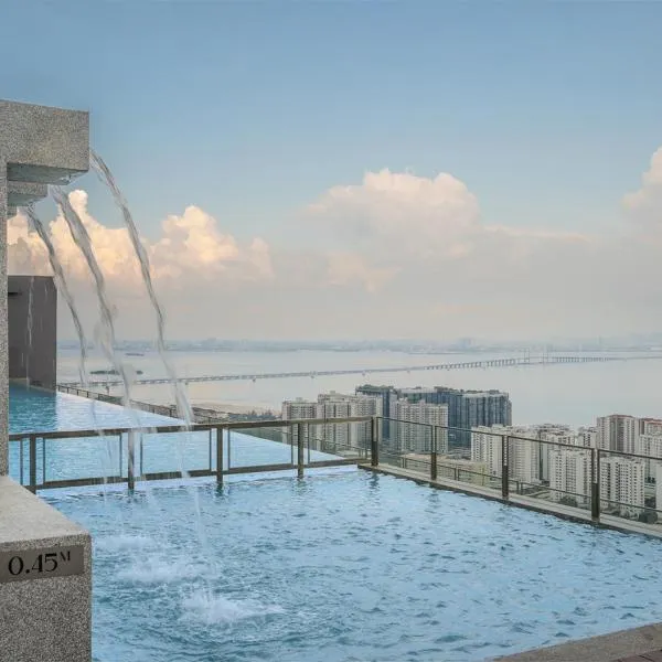 Iconic Regency Service Residences, managed by Iconic Hotel，位于峇六拜的酒店