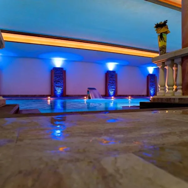 Park Hotel Bellavista，位于卡拉尔佐的酒店