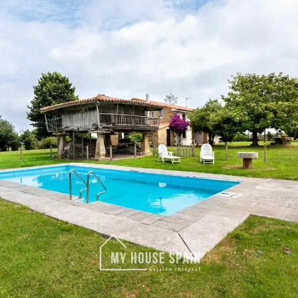 MyHouseSpain - Argüero, chalet con piscina，位于Argüero的酒店