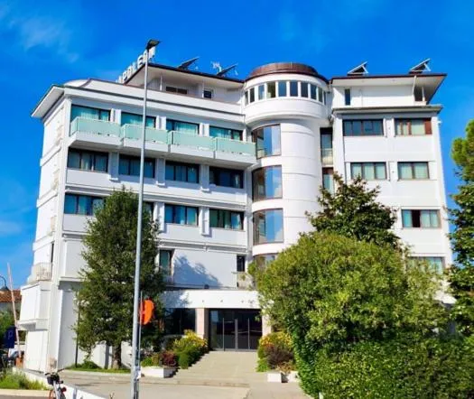 Hotel Napoleon，位于卢卡的酒店