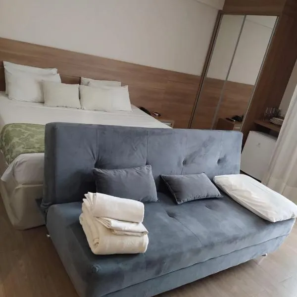 Vista Azul Apart Hotel - Pedra Azul com Vista Pinheiros，位于佩德拉阿祖尔的酒店