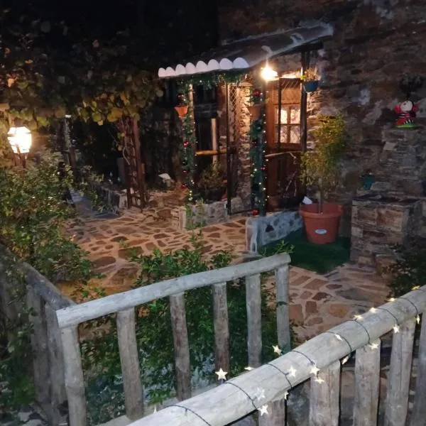 Ceira Cottage - Refúgio Romântico com Vista Serrana，位于戈伊什的酒店