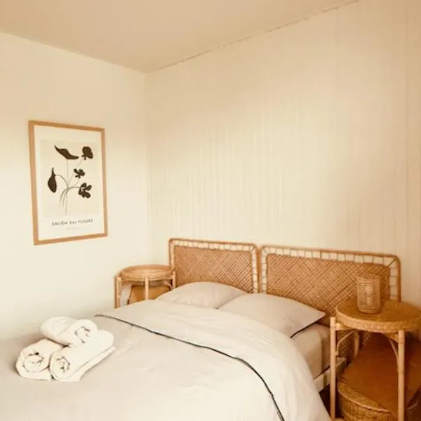 Naturaë Amentes Studio Nid douillet，位于圣阿芒莱索的酒店