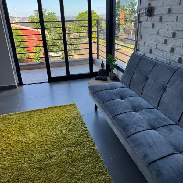 Apartamento Loftier Brete，位于波萨达斯的酒店