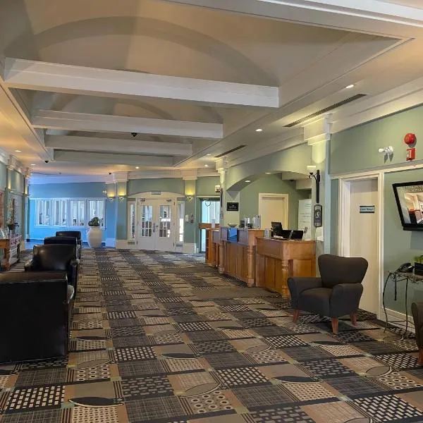 Royal Hotel Regina, Trademark Collection by Wyndham，位于里贾纳的酒店