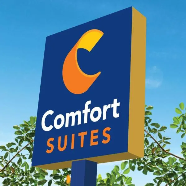 Comfort Inn & Suites Sheboygan I-43，位于希博伊根的酒店