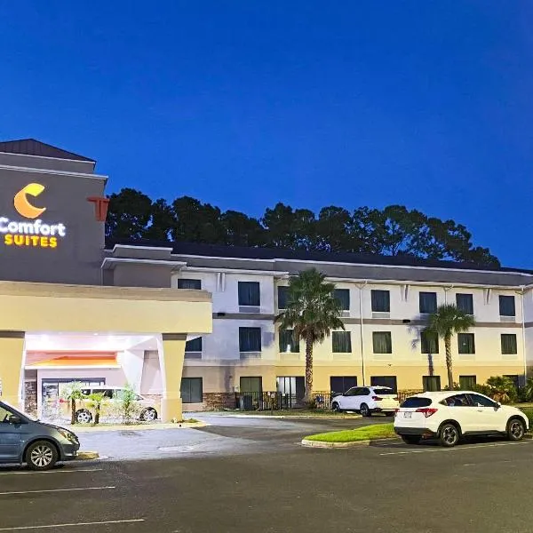Comfort Suites Kings Bay Naval Base Area，位于金斯兰的酒店