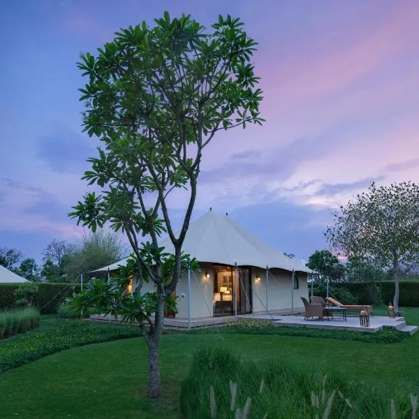 The Oberoi Vindhyavilas Wildlife Resort, Bandhavgarh，位于塔拉的酒店