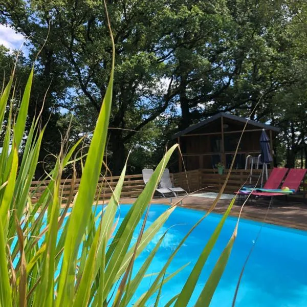 Les Lodges de Phanou，位于Prissac的酒店