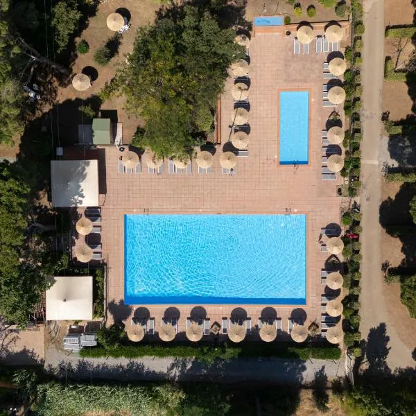 Happy Camp in Costa d'Argento Camping Village Club Capalbio，位于Nunziatella的酒店