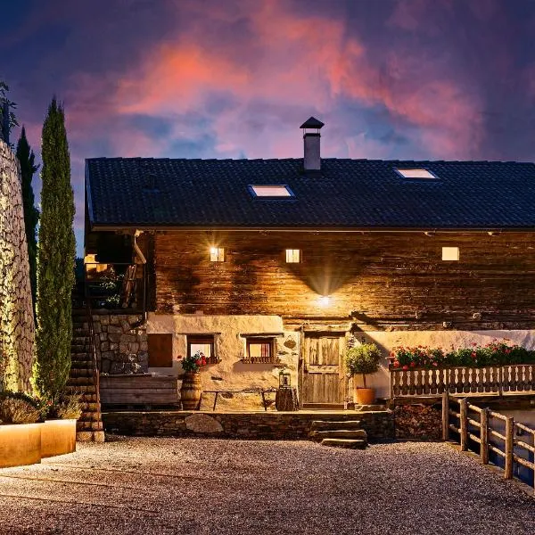 Berg-Weiler-Obereggerhof，位于思科纳的酒店