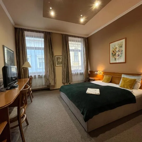 Wagner Vendégudvar Panzió，位于松博特海伊的酒店