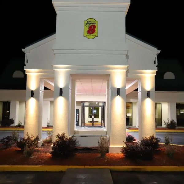 Super 8 by Wyndham Florence SC I-95 North - Hwy 76，位于佛罗伦萨的酒店
