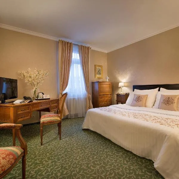 Hotel Angelis，位于布拉格的酒店