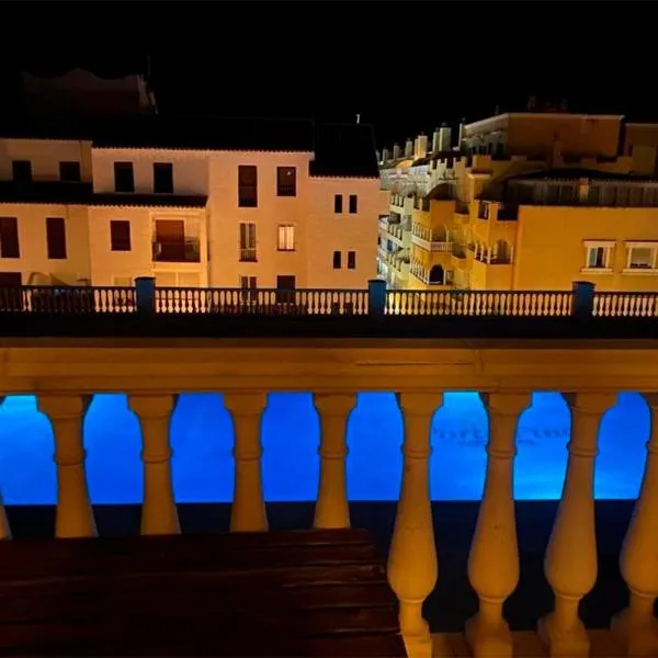 Apartamento Portofino Sun & Beach，位于阿尔梅利马的酒店