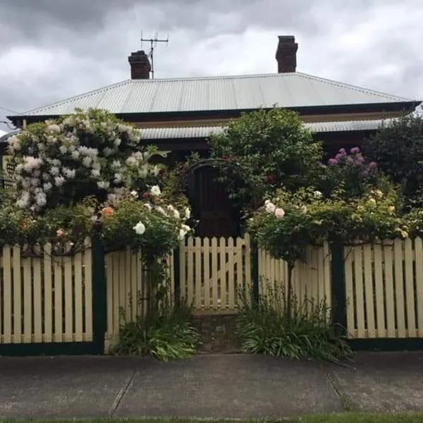 Jacaranda Cottage，位于科拉克的酒店