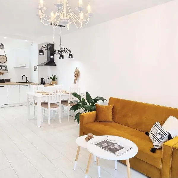 Apartament Sowia, bezpłatny parking, Targi, Faktura VAT，位于凯尔采的酒店