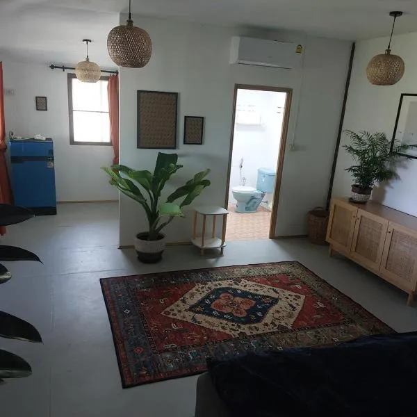 Sabai Homes 4，位于帕干岛的酒店