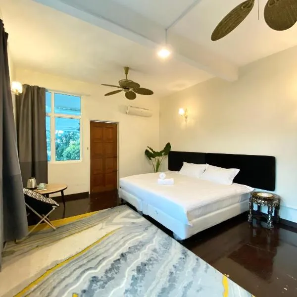 Seahome Boutique Hotel，位于丹绒武雅的酒店