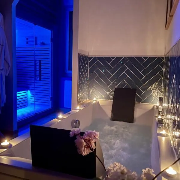 Les Secrets de la Baie - l'Archipel - cocon bien-être avec Spa et Sauna，位于埃塔普勒的酒店