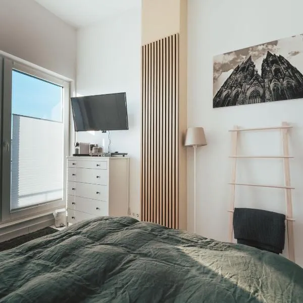 Nahe Messe - Privates Gästezimmer mit Bad in einer Wohnung，位于科隆的酒店