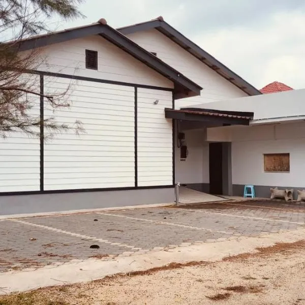 MY QALBU Beach Inn，位于Kampong Sura Masjid的酒店