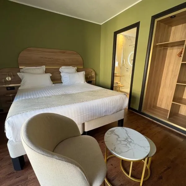 Cit'hôtel Le Chris'tel hôtel et restaurant，位于勒布伊的酒店