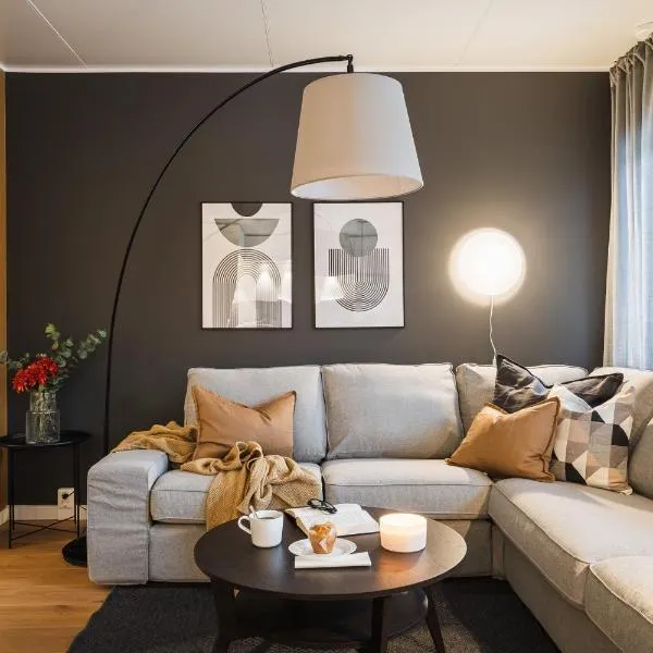 Guestly Homes - 1BR Scandinavian Charm，位于皮特奥的酒店