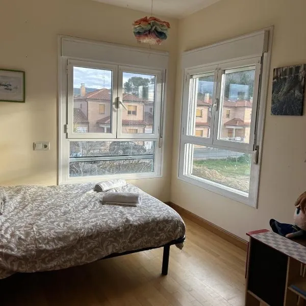 CasitaAzul double room，位于Cáseda的酒店