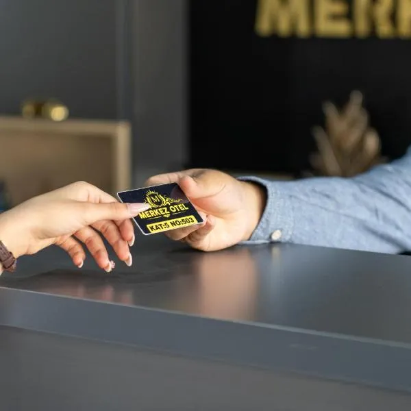 Merkez Otel，位于瑟奇科伊的酒店
