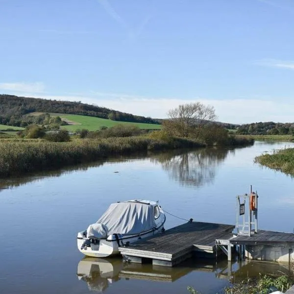 Riverside Holiday Park，位于安伯利的酒店