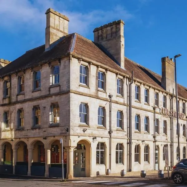 The Stroud Hotel，位于斯特劳德的酒店