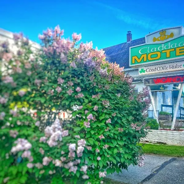 克拉达汽车旅馆及套房，位于罗克波特的酒店