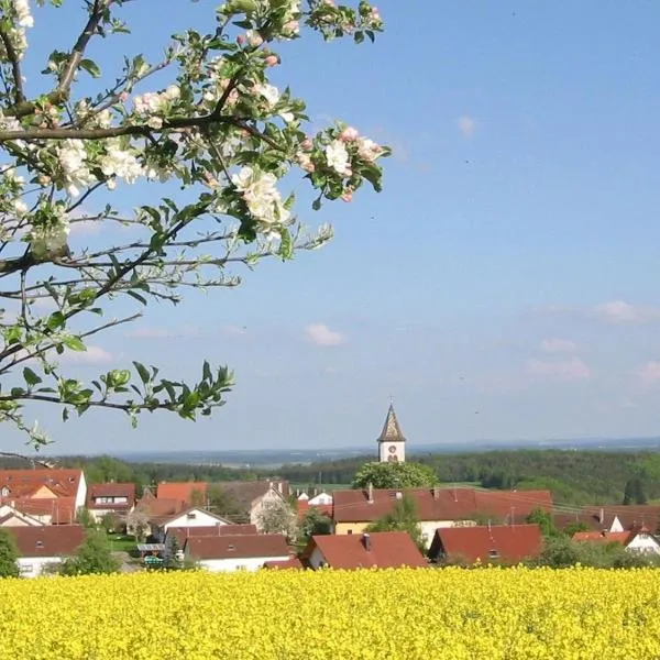 Kleine Auszeit，位于Thalheim的酒店