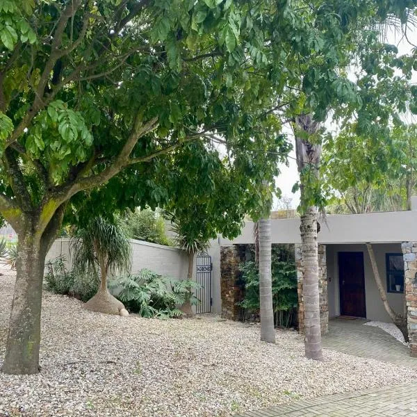Cinsaut Accommodation，位于马姆斯伯里的酒店