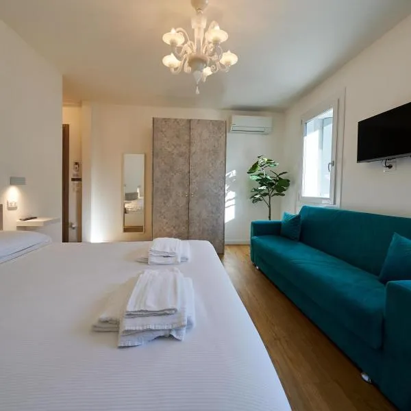 Business e Tourism Superior Rooms con bagno privato MASCHERETTA Venezia Dolo，位于多洛的酒店