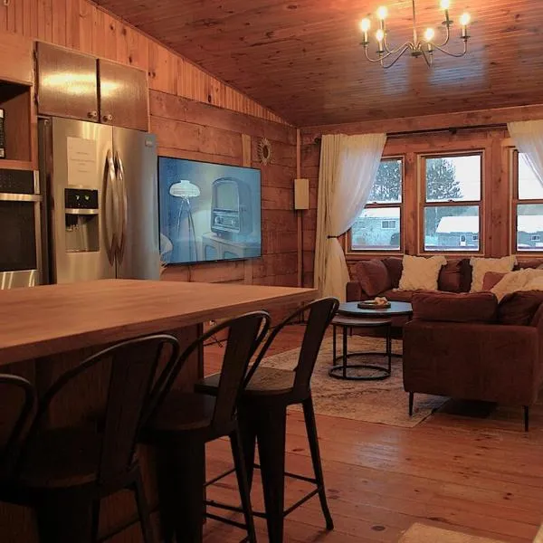 The Log Haus An Countryside Escape，位于彭布罗克的酒店