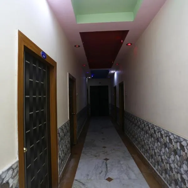 Hotel O Sanjog，位于巴卡哈利的酒店