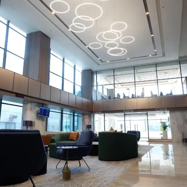 Grand Anara Airport Hotel，位于当格浪的酒店