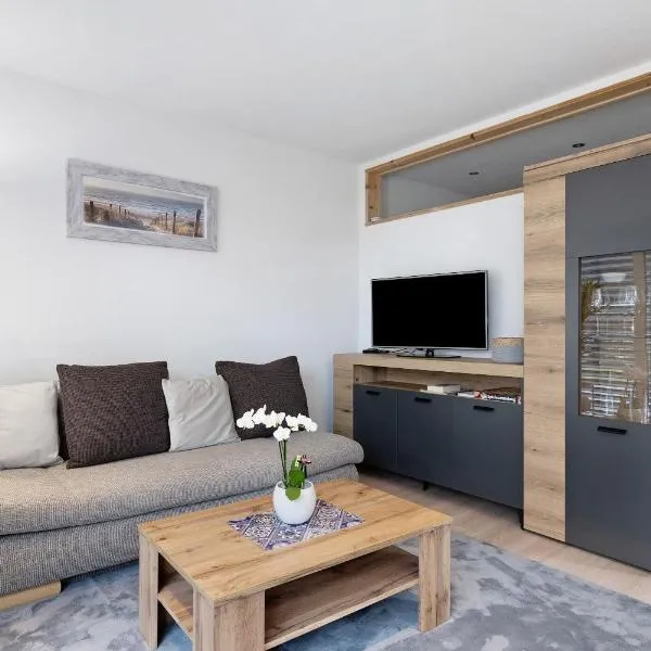 Ferienwohnung König，位于卢斯特瑙的酒店