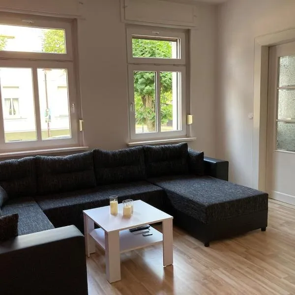 2 Zimmer-Apartment 72 qm bei Berlin，位于费尔滕的酒店