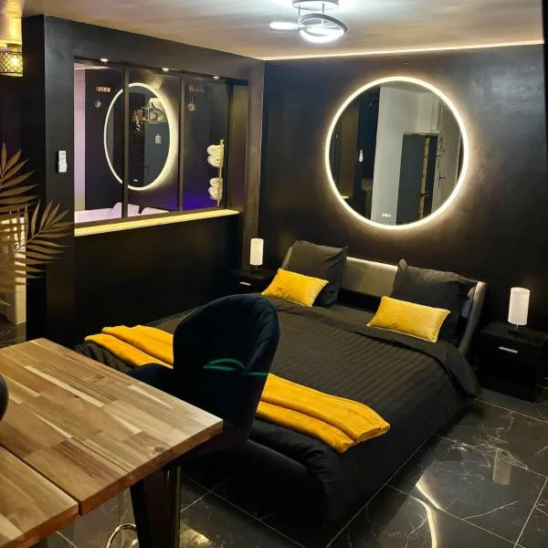Appartement Toulon Jacuzzi Terrasse，位于土伦的酒店