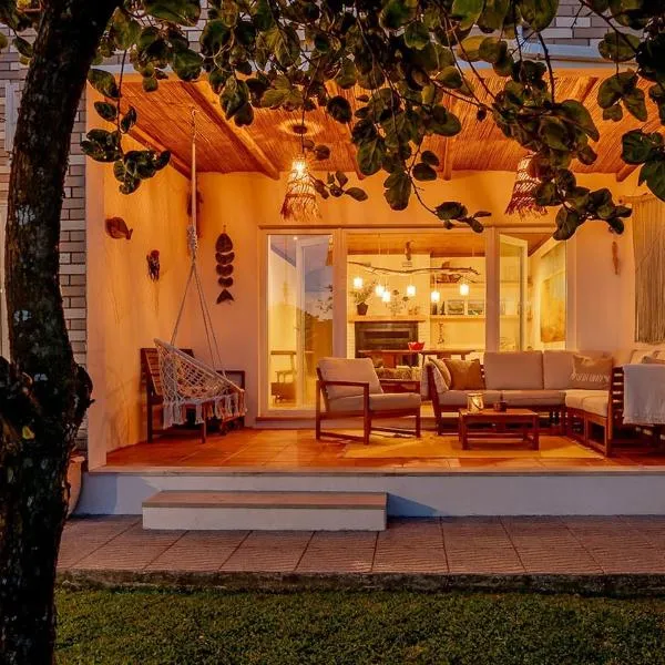 RiaEncontros- Villa T4 junto Ria e Pinhal，位于阿威罗的酒店