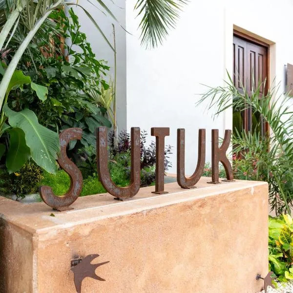 Hotel Sutuk，位于巴利亚多利德的酒店