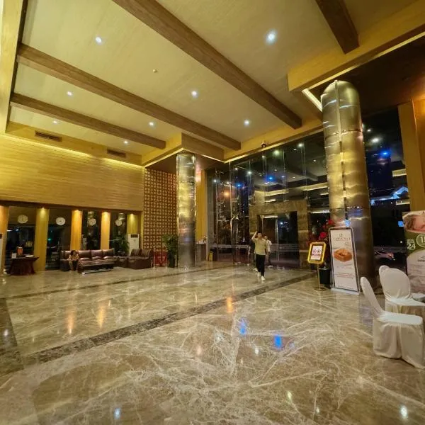 BCC Hotel & Residence Apartment，位于Bagam的酒店
