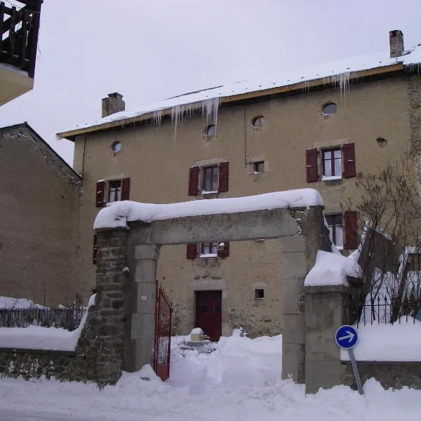 La Maison Bleue，位于埃安的酒店